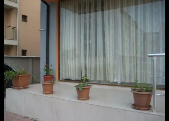 Апартамент Goodrest Несебър